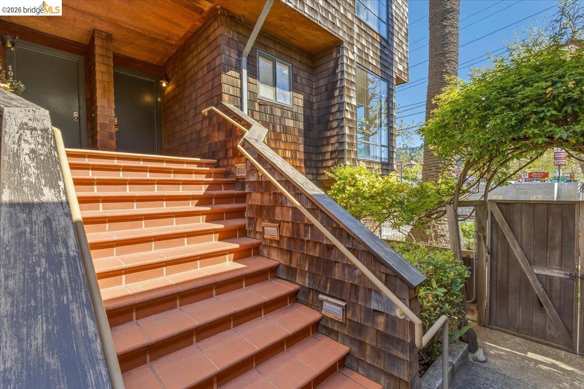1408 Henry Street Berkeley, CA 94709 - Photo 4 of 28 View of stairway