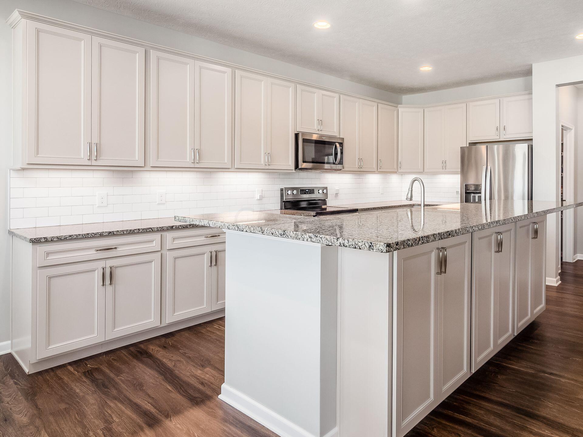 4567 Ruppert Trail Powell, OH 43065 - Photo 5 of 47 Kitchen