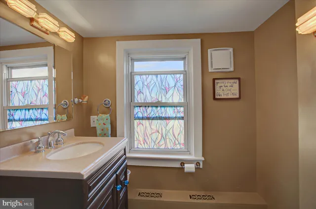 $180,000 | 13422 Pennersville Road, Waynesboro, PA 17268