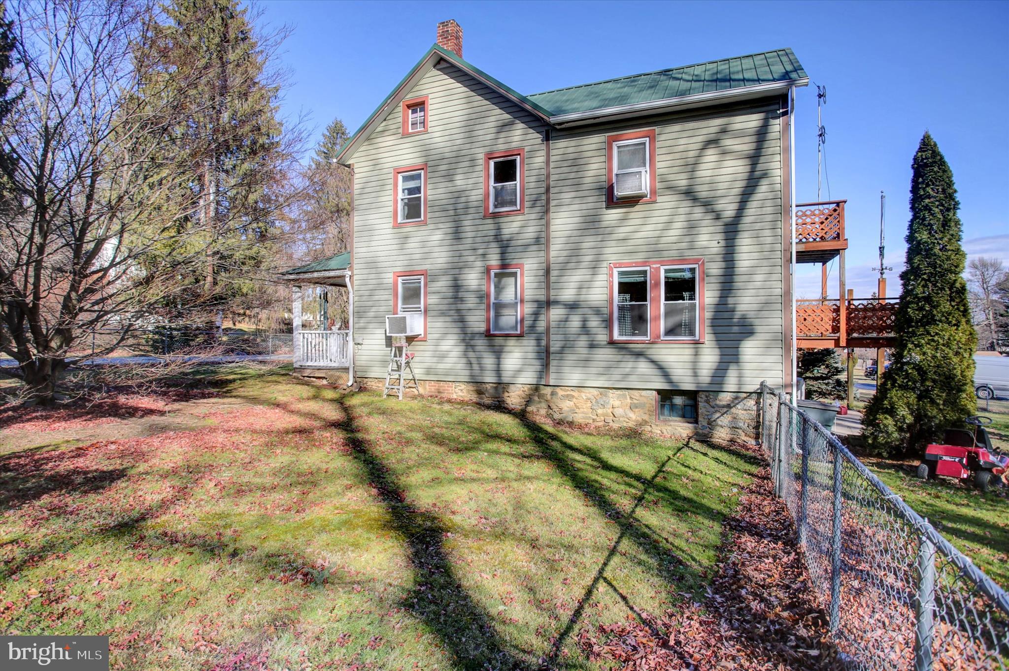 13422 Pennersville Road Waynesboro, PA 17268 - Photo 29 of 31 a front view of house with yard