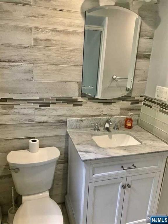81 Prospect Street, Unit 2 Paramus, NJ 07652 - Photo 16 of 17