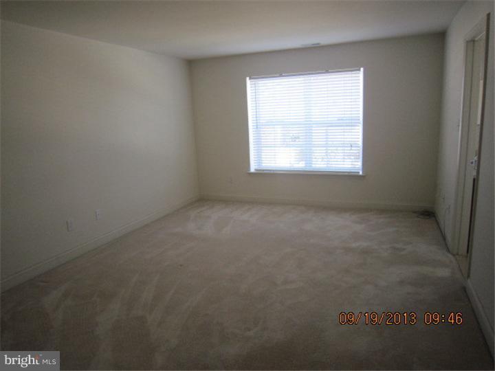 22 Bryce Road Berlin, NJ 08009 - Photo 11 of 17 an empty room with a window