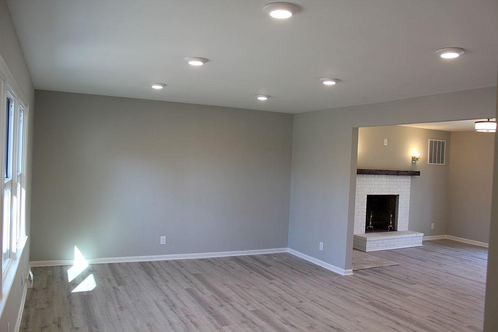 10315 Ruckle Street Indianapolis, IN 46280 - Photo 3 of 19 Gallery Image 3