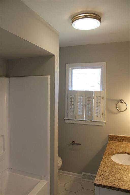 10315 Ruckle Street Indianapolis, IN 46280 - Photo 9 of 19 Gallery Image 9