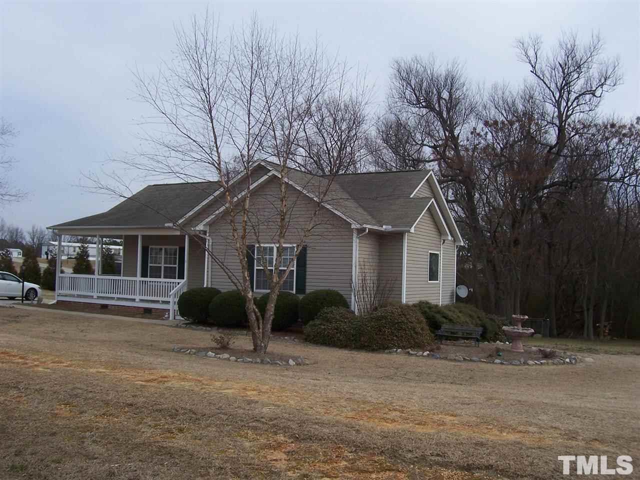 101 Sycamore Court Benson, NC 27504 - Photo 3 of 25 large side lot