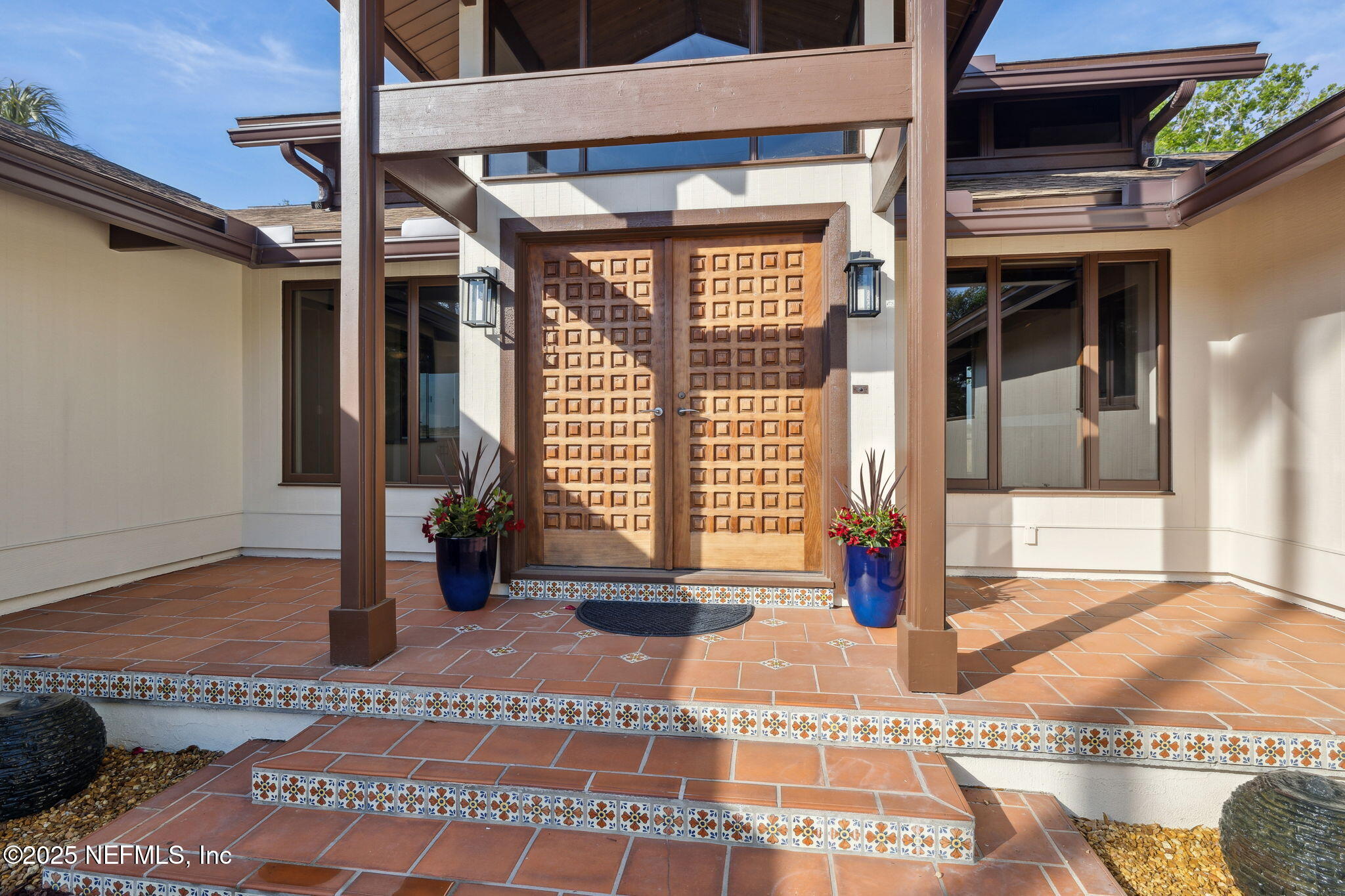 83 Tallwood Road Jacksonville Beach, FL 32250 - Photo 6 of 66 a front view of a building