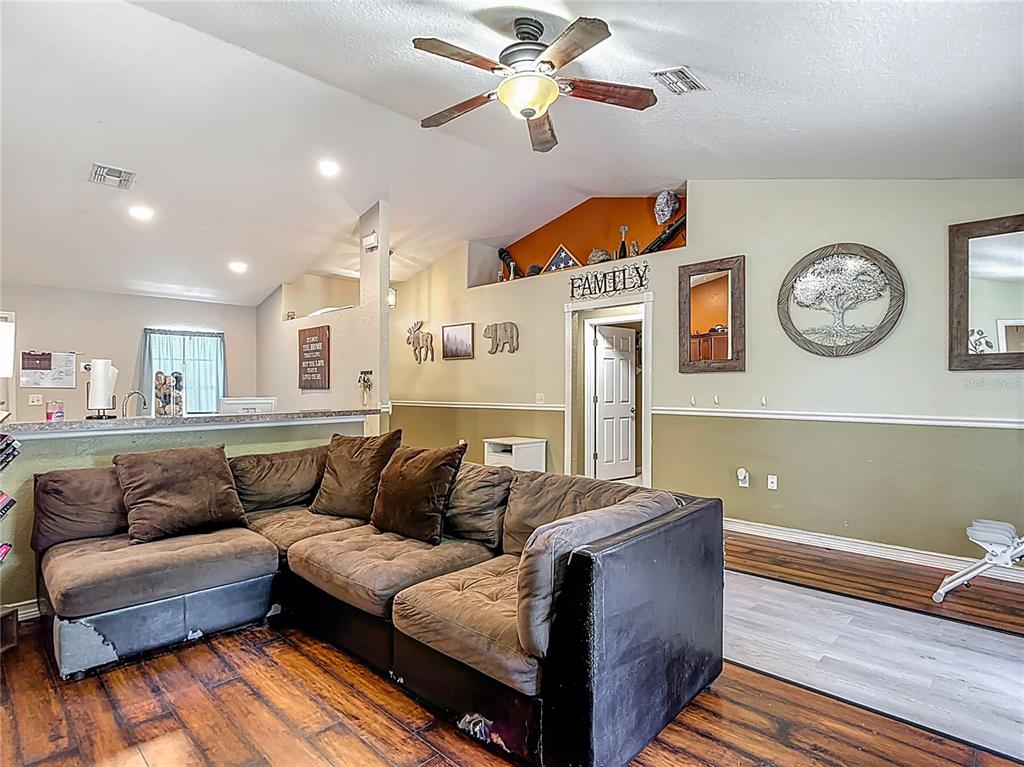 13337 Tubeck Street Spring Hill, FL 34609 - Photo 18 of 47 Gallery Image 18