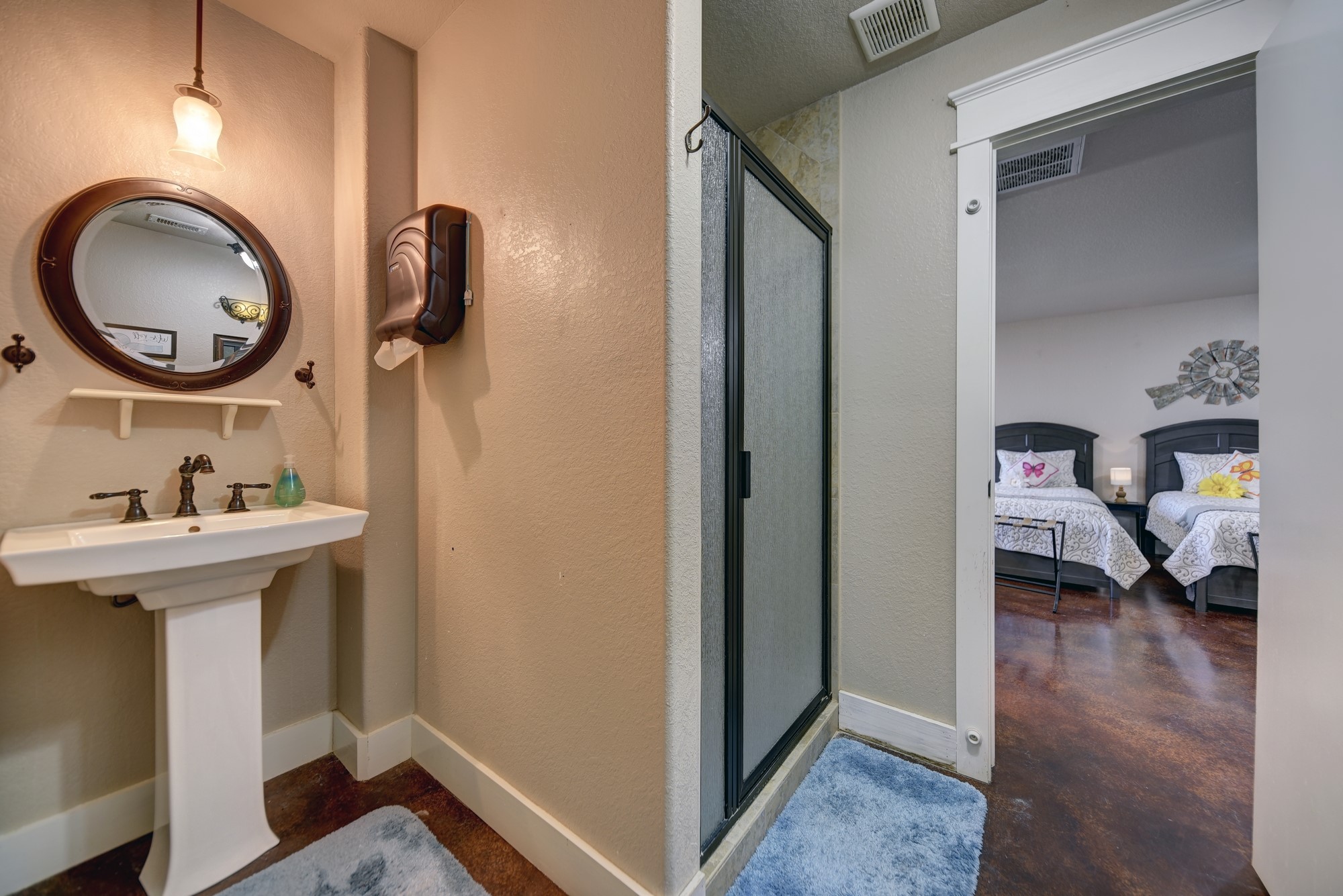 2645 Kallus Road La Grange, TX 78945 - Photo 24 of 25 a view of living room washer and dryer