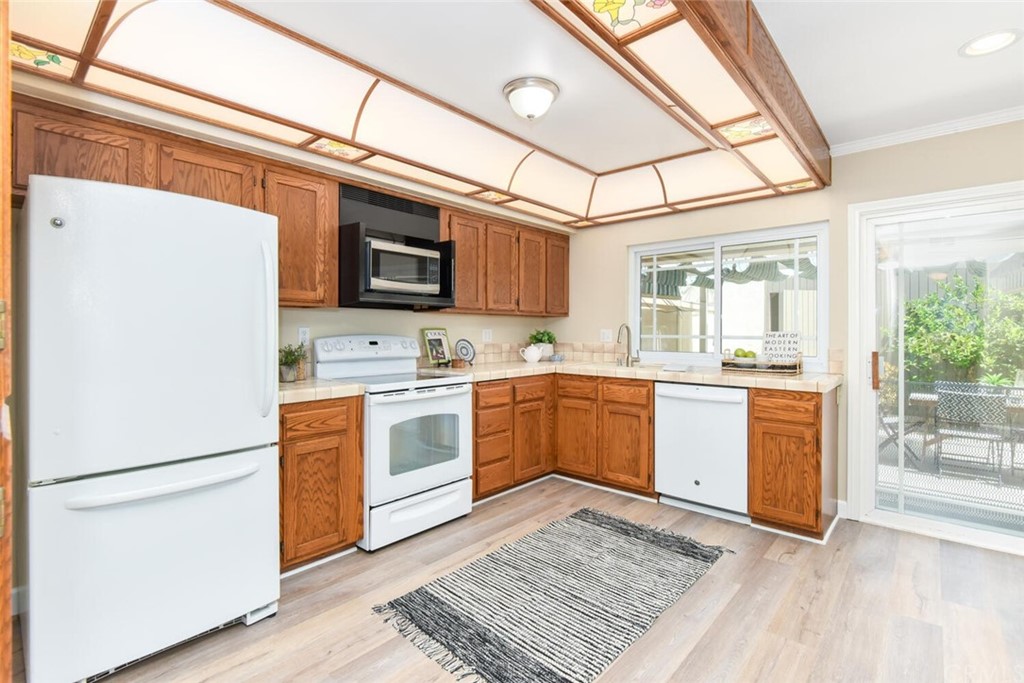 9744 Paseo De Oro Cypress, CA 90630 - Photo 20 of 69