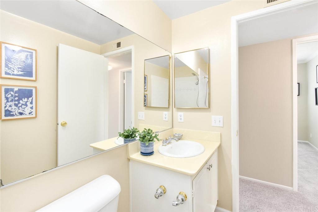 9744 Paseo De Oro Cypress, CA 90630 - Photo 42 of 69