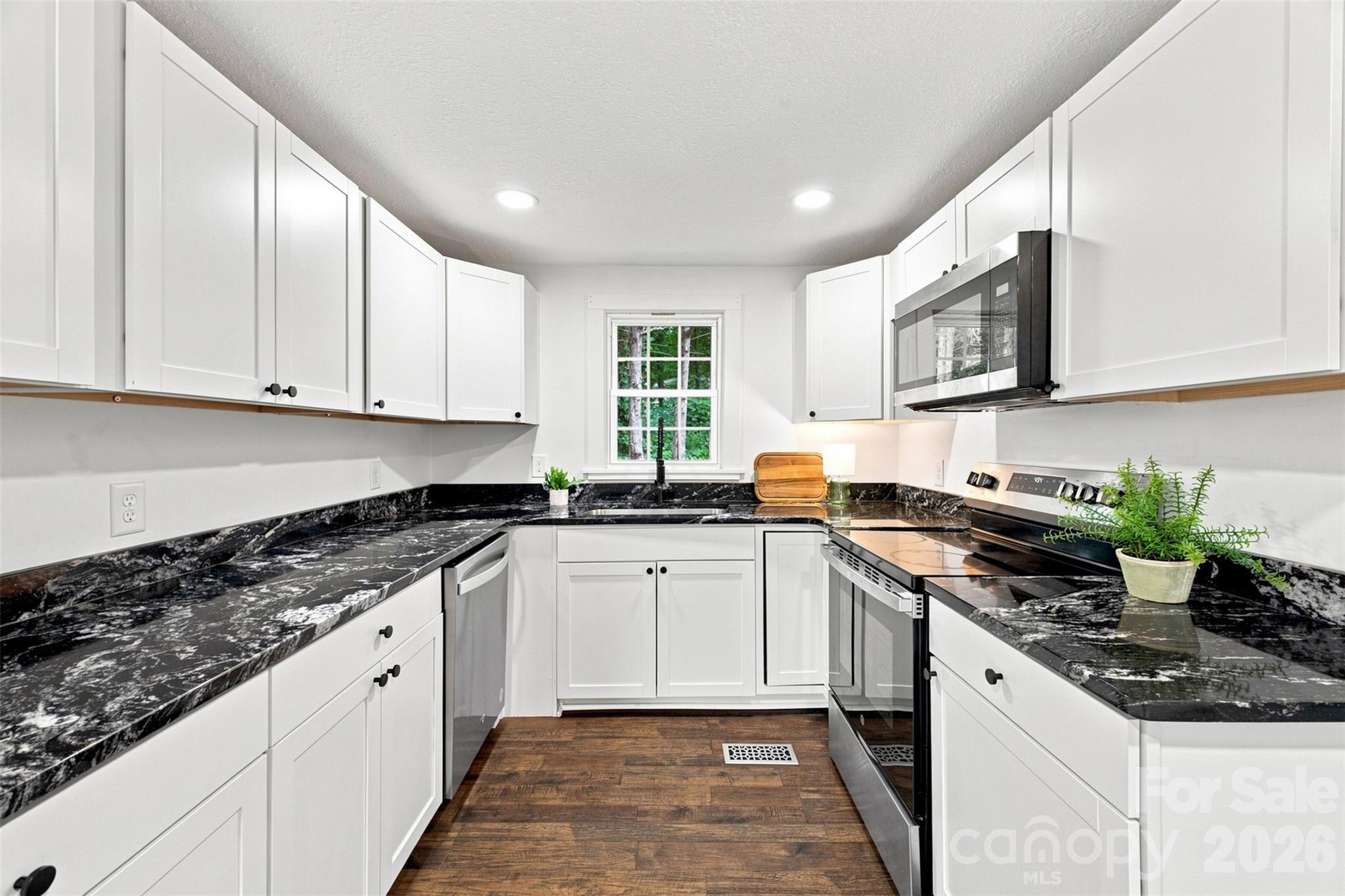 4879 Joe Powell Road Morganton, NC 28655 - Photo 15 of 47 Gallery Image 15