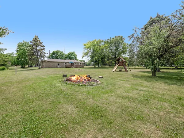$280,000 | 7402 Clinton Macon Road, Clinton, MI 49236