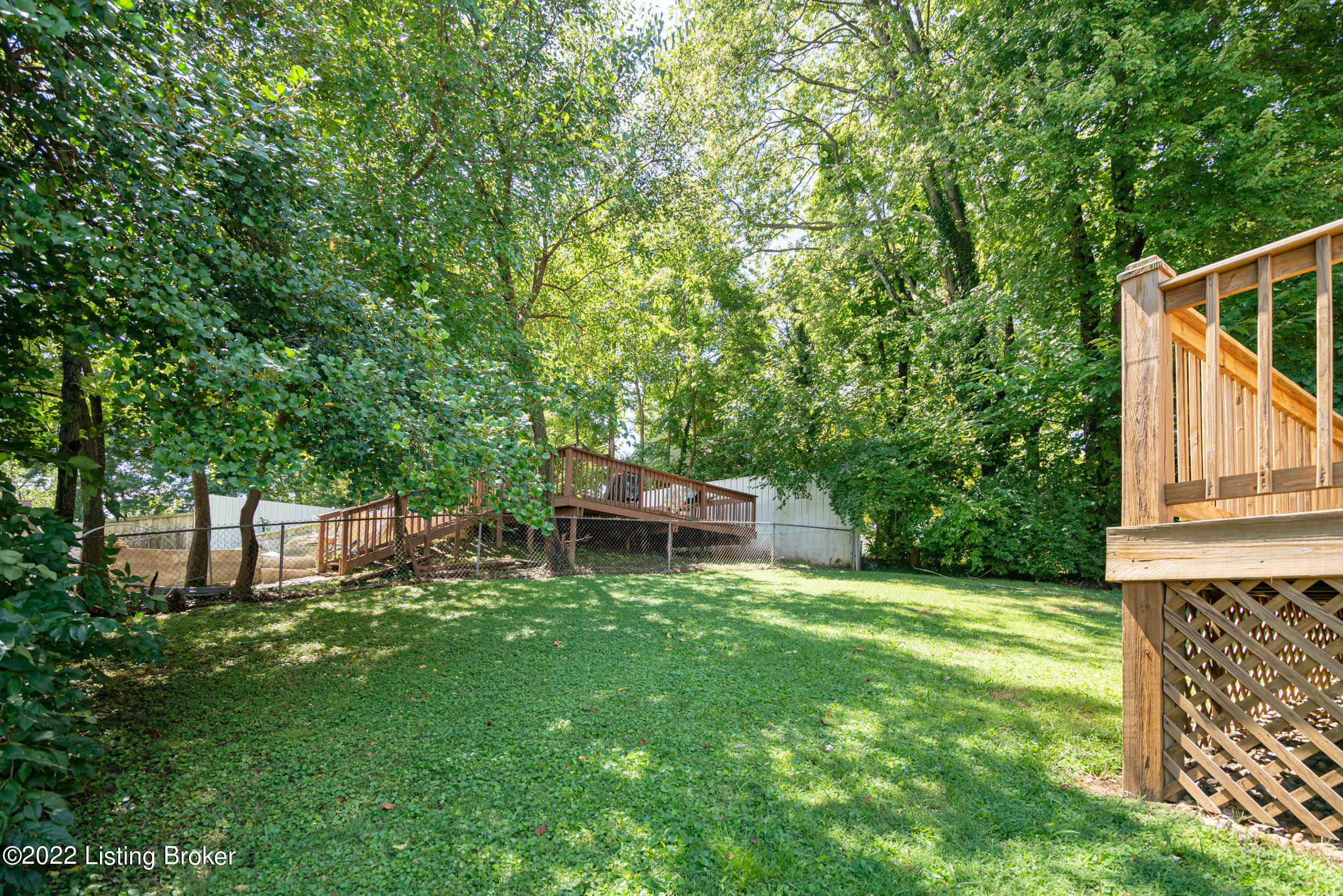 944 Palatka Road Louisville, KY 40214 - Photo 31 of 38 944 Palatka Road-11