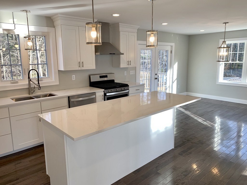 27 Randall Road Mattapoisett, MA 02739 - Photo 14 of 34 Gallery Image 14