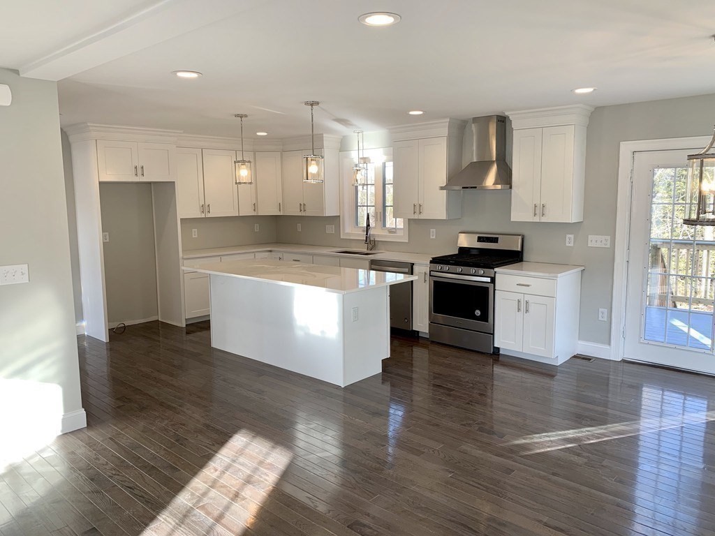 27 Randall Road Mattapoisett, MA 02739 - Photo 15 of 34 Gallery Image 15