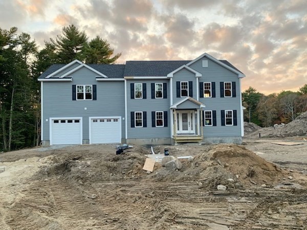 27 Randall Road Mattapoisett, MA 02739 - Photo 3 of 34 Gallery Image 3