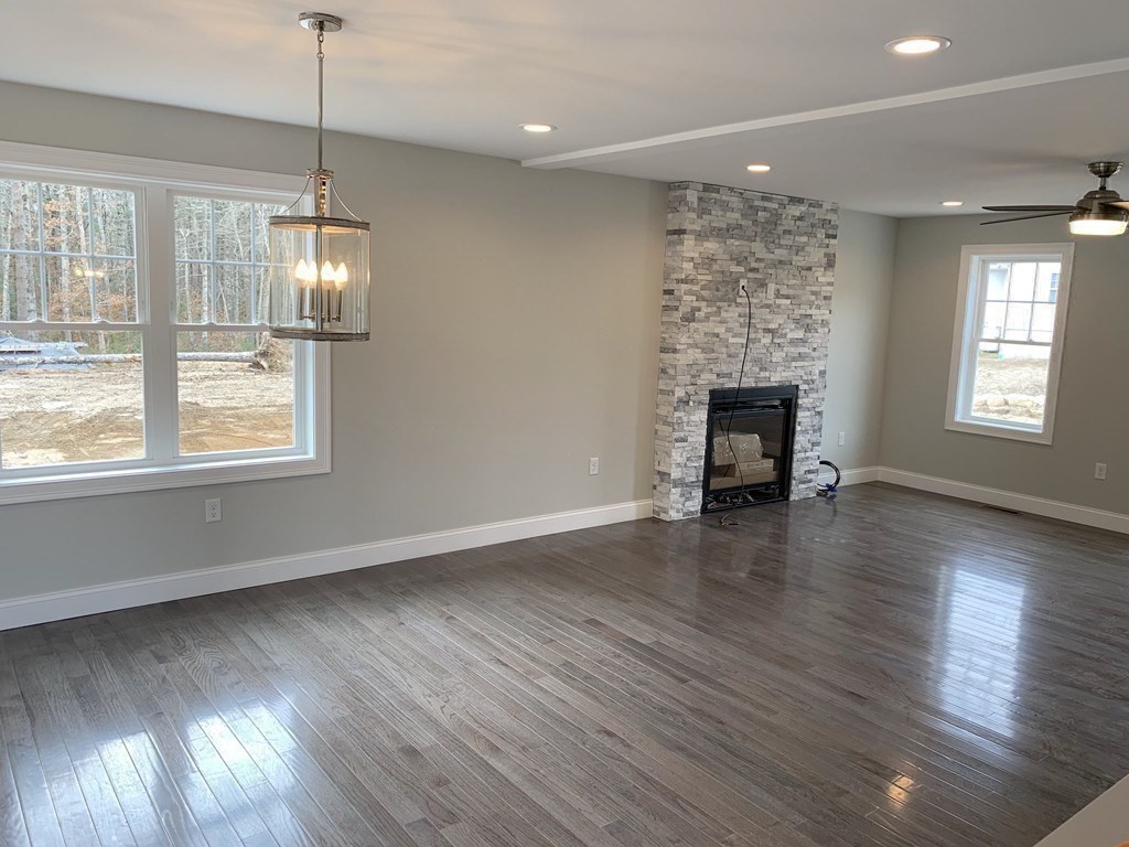 27 Randall Road Mattapoisett, MA 02739 - Photo 10 of 34 Gallery Image 10