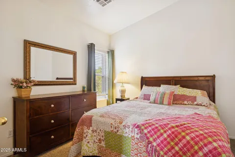 $569,900 | 83 North Amber Court, Chandler, AZ 85225