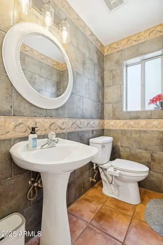 $554,900 | 83 North Amber Court, Chandler, AZ 85225