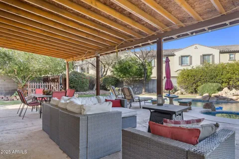 $569,900 | 83 North Amber Court, Chandler, AZ 85225