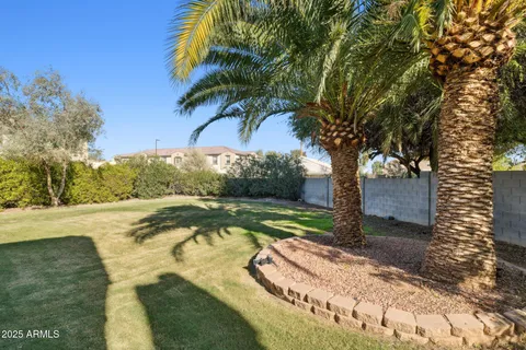 $569,900 | 83 North Amber Court, Chandler, AZ 85225