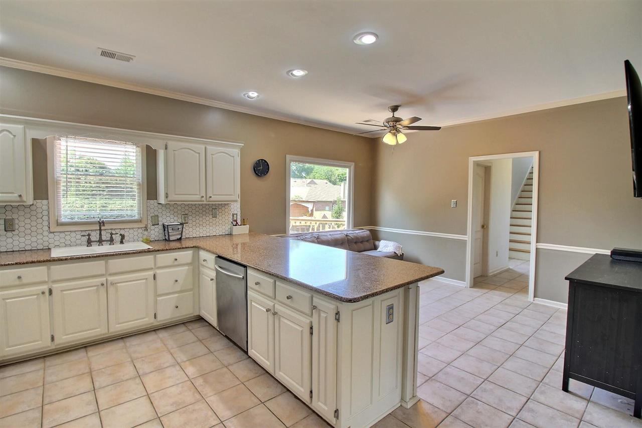 707 Fletcher Road Collierville, TN 38017 - Photo 7 of 19