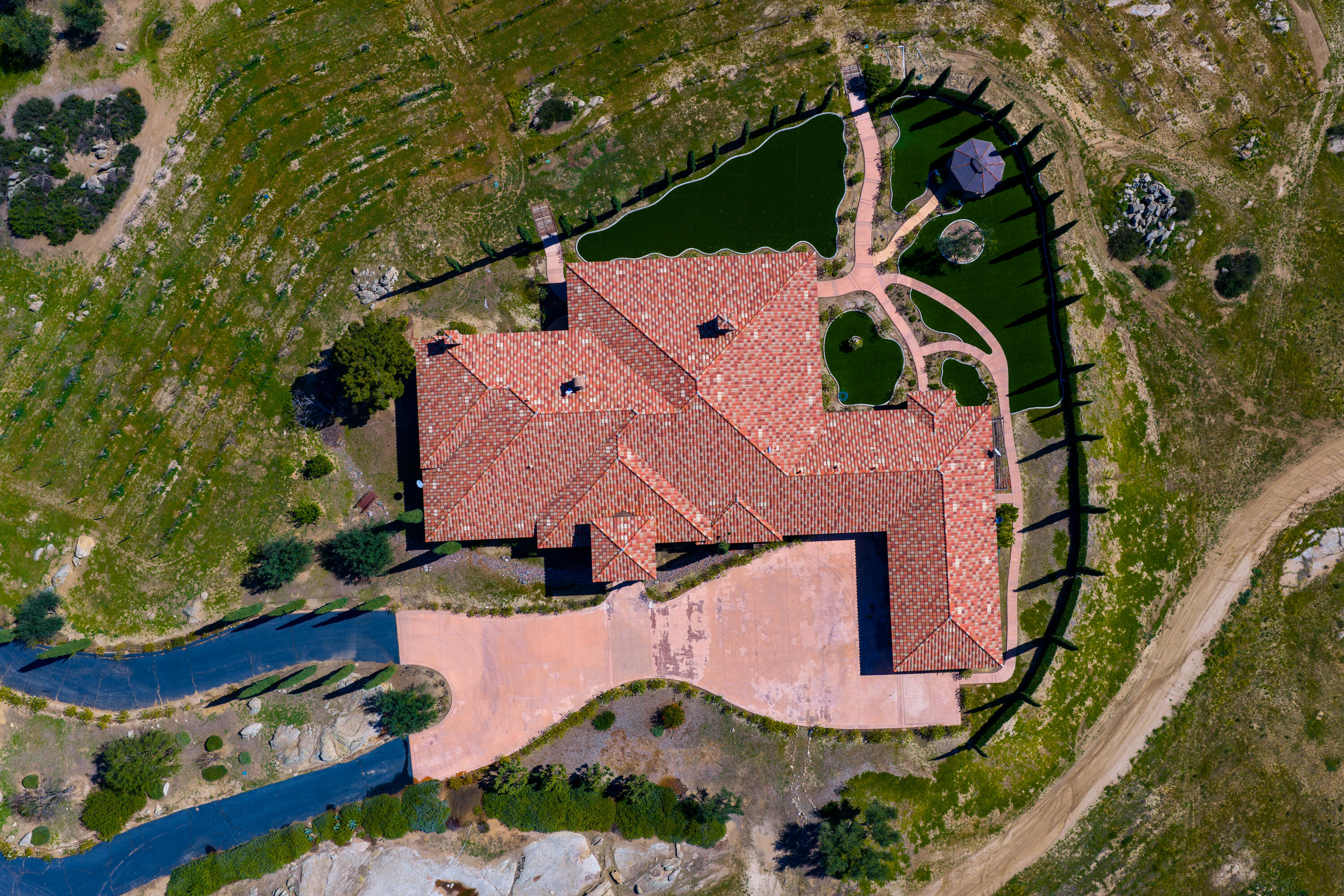 39375 San Ignacio Road Hemet, CA 92544 - Photo 14 of 94 DJI_20260304120041_0009_D_260304