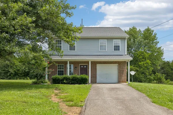 $1,898 | 1330 Pine Cone Drive, Lewisburg, TN 37091