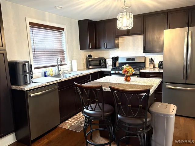 $199,900 | 20 Martinvale Road, Cheektowaga, NY 14225