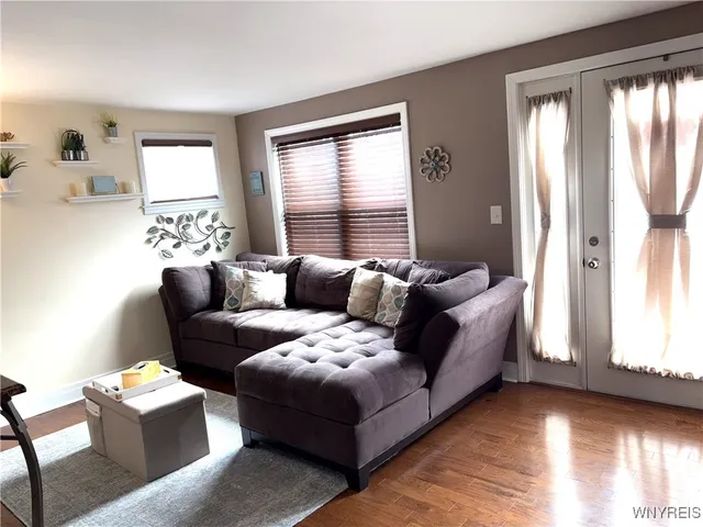 $199,900 | 20 Martinvale Road, Cheektowaga, NY 14225