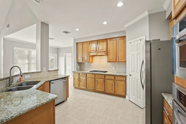 $3,400 | 11527 Ruby Canyon Lane, Houston, TX 77095