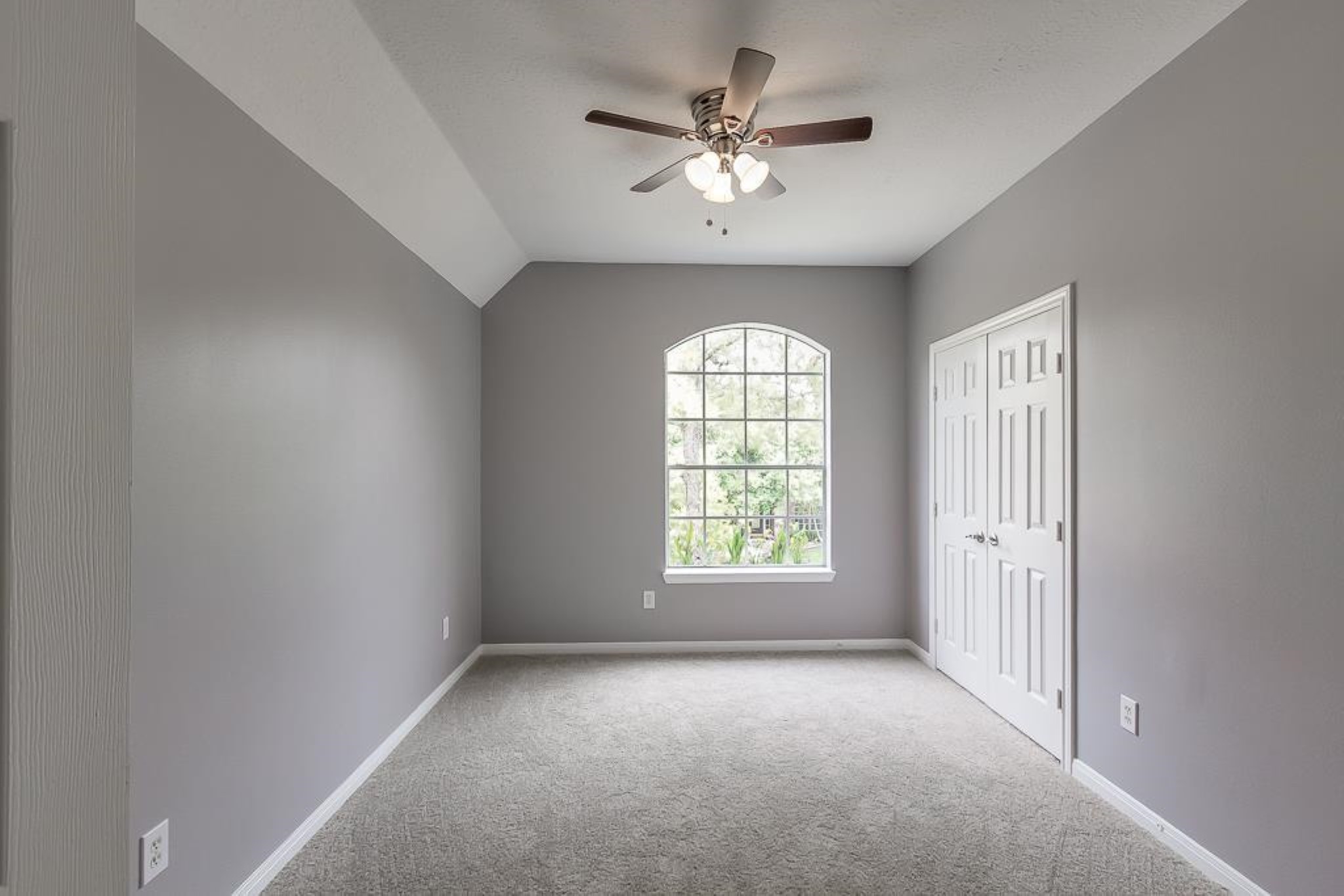 11527 Ruby Canyon Lane Houston, TX 77095 - Photo 18 of 22 2nd Floor 2nd Bedroom