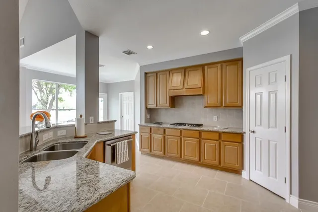 $3,400 | 11527 Ruby Canyon Lane, Houston, TX 77095