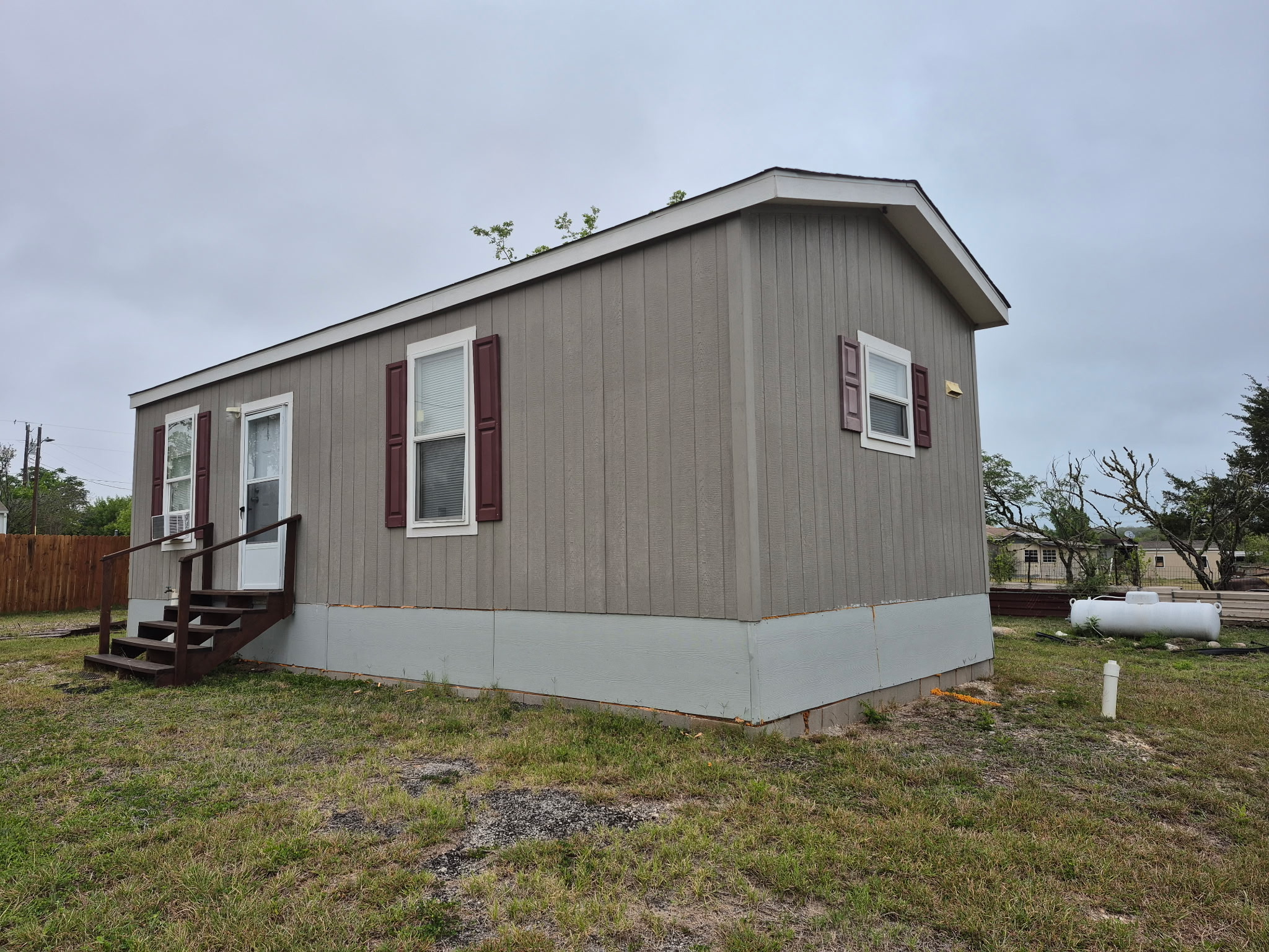 222 Shadow Oaks Drive, Unit B Elgin, TX 78621 - Photo 2 of 10
