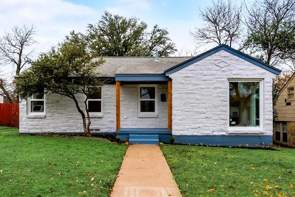 $2,250 | 1411 Arborvitae Avenue, Dallas, TX 75224