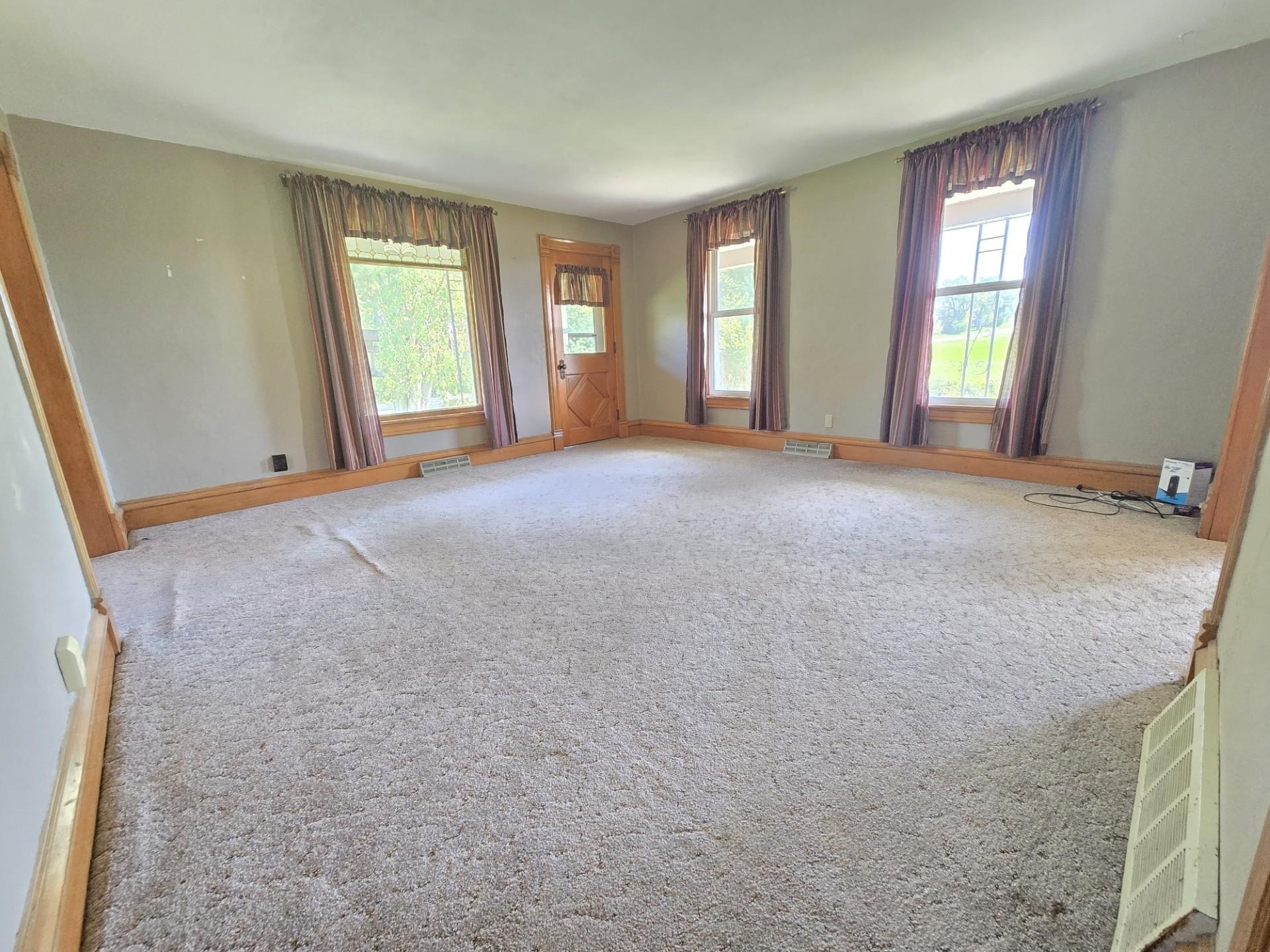 N3825 County Road North Markesan, WI 53946 - Photo 15 of 36