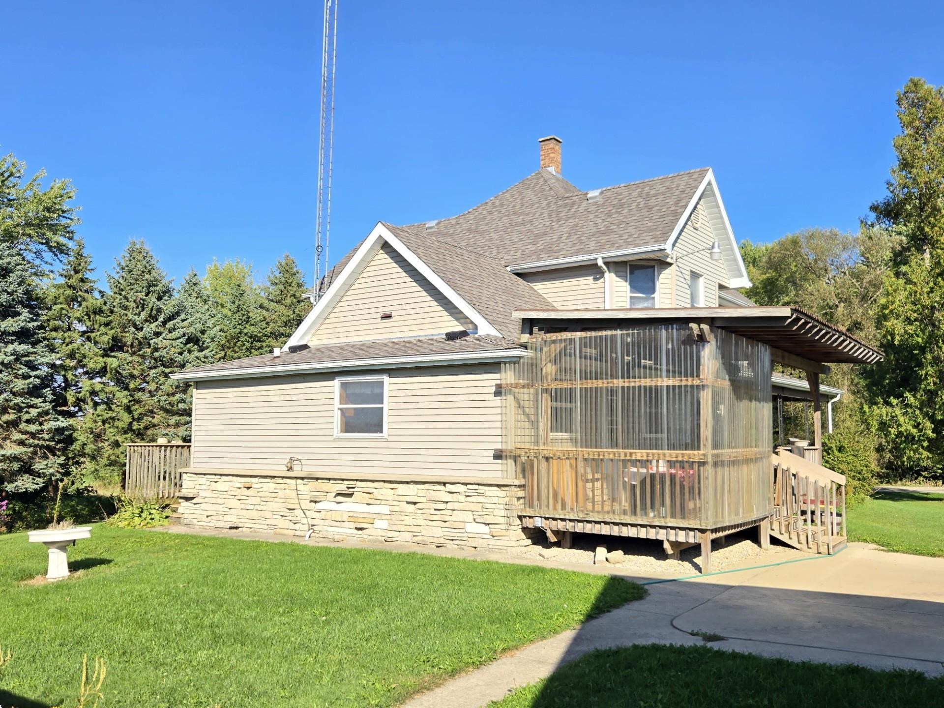 N3825 County Road North Markesan, WI 53946 - Photo 31 of 36