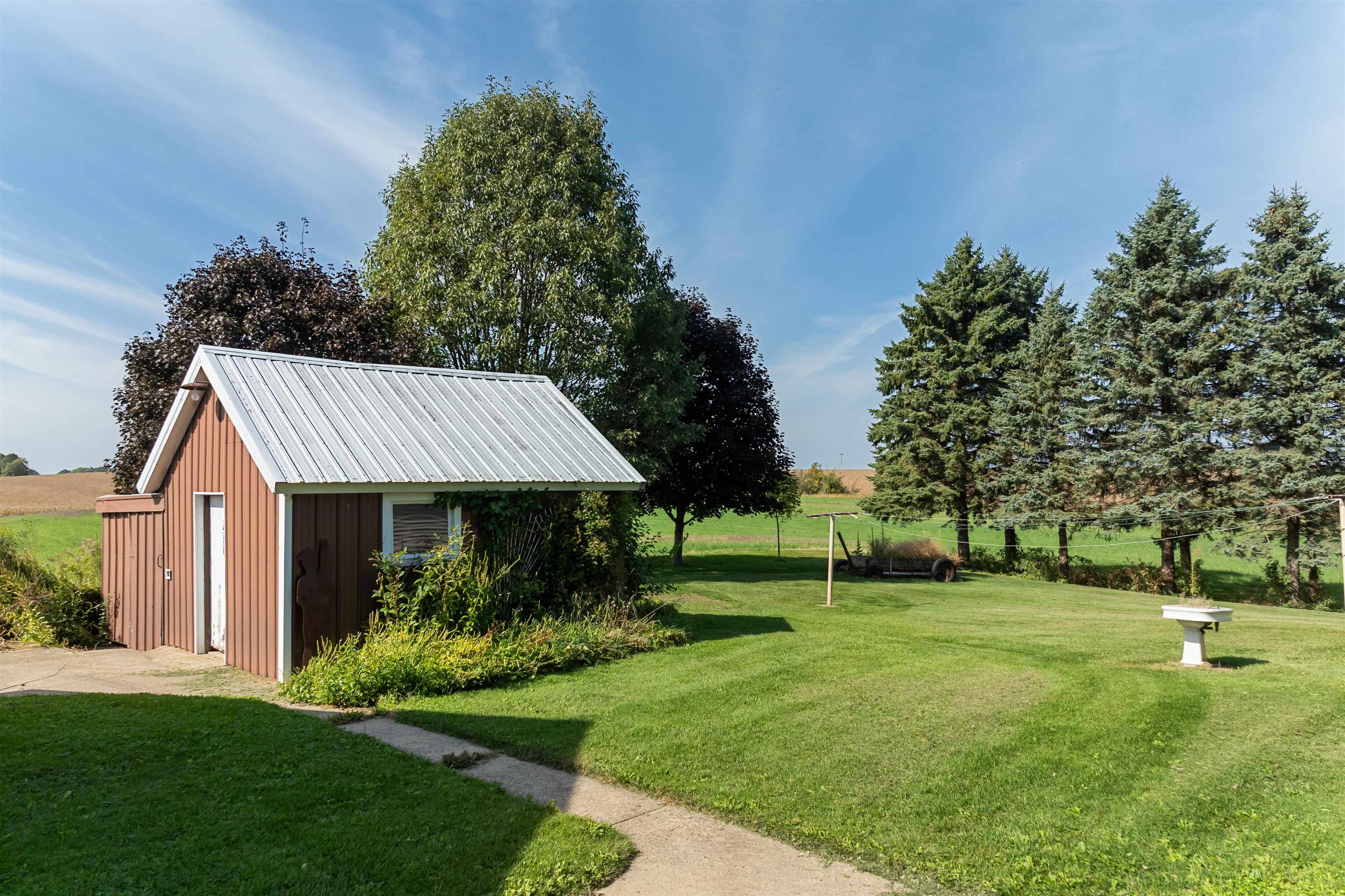 N3825 County Road North Markesan, WI 53946 - Photo 32 of 36