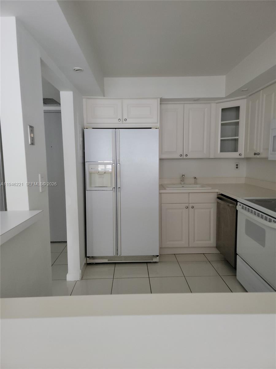 1865 Brickell Avenue, Unit A904 Miami, FL 33129 - Photo 6 of 7