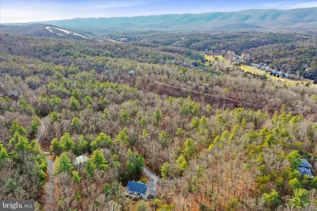 $450,000 | 80 Sandpiper Drive, Basye, VA 22810