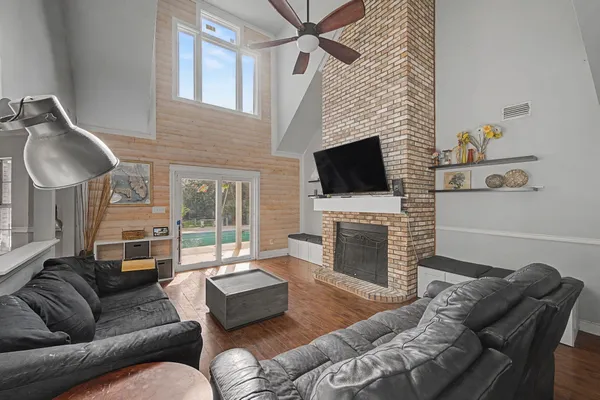 $450,000 | 1004 Sandra Drive, Mary Esther, FL 32569