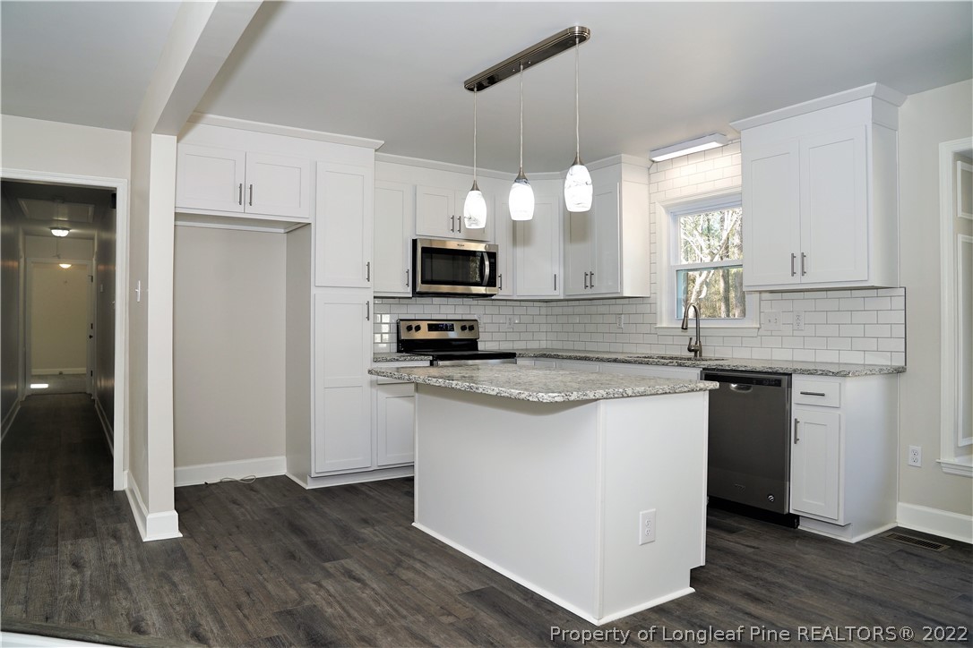 3891 Murphy Road Eastover, NC 28312 - Photo 12 of 27 Gallery Image 12