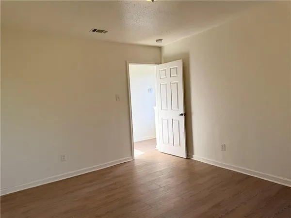 $1,250 | 2908 Destrehan Avenue, Unit D, Harvey, LA 70058