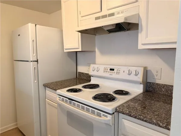 $1,250 | 2908 Destrehan Avenue, Unit D, Harvey, LA 70058