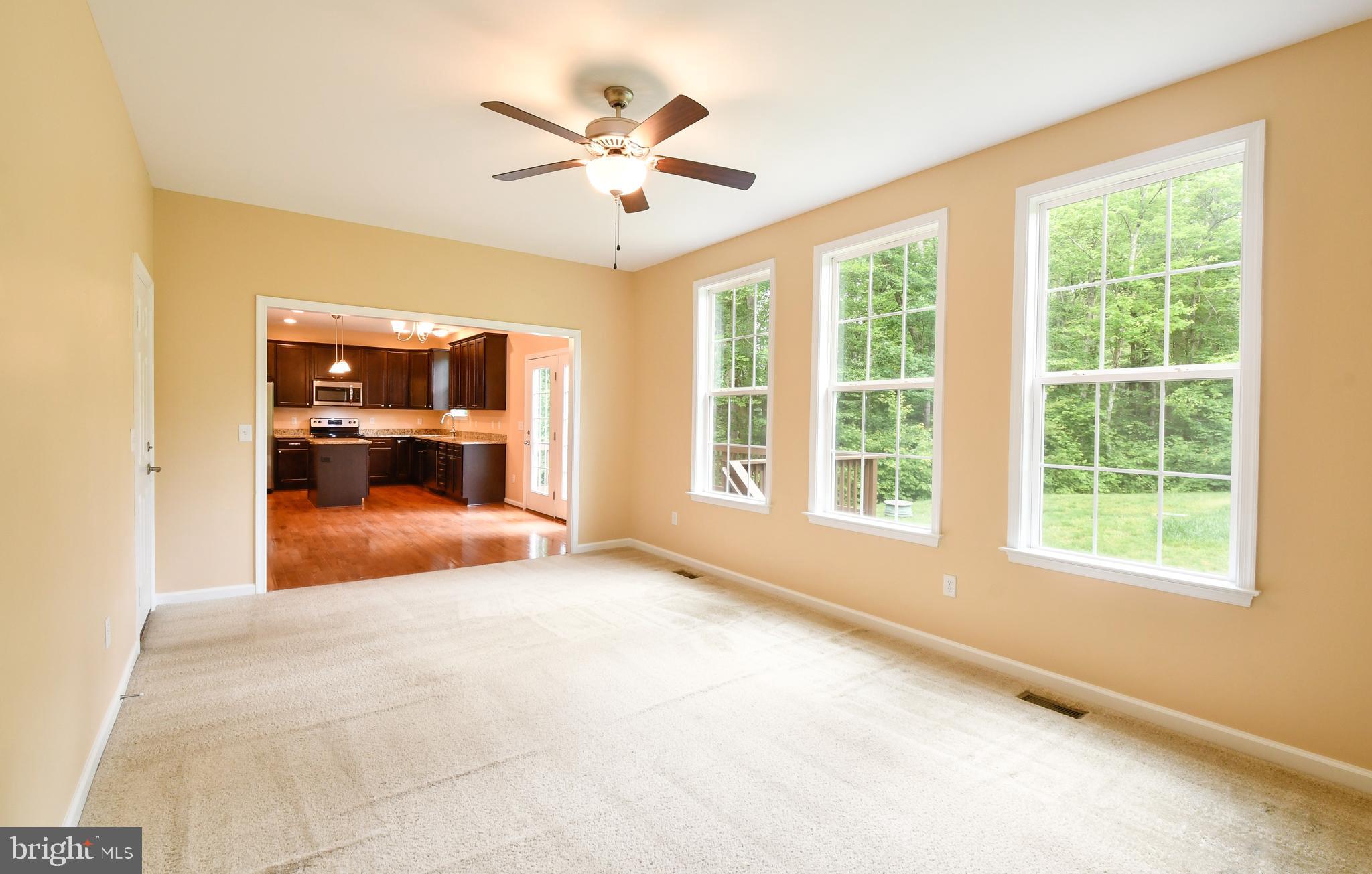 9811 Catharpin Road Spotsylvania, VA 22551 - Photo 11 of 33 Living