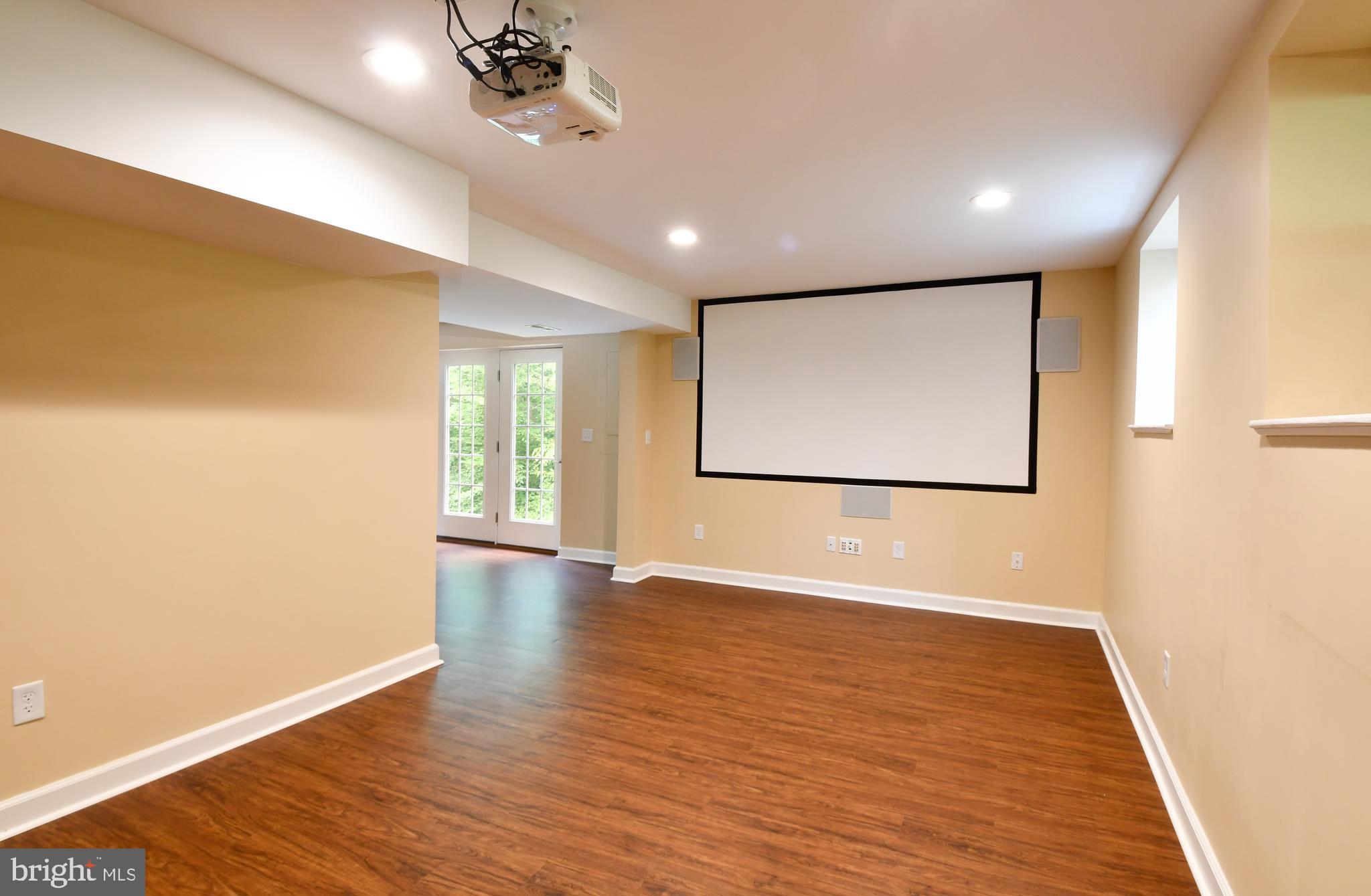 9811 Catharpin Road Spotsylvania, VA 22551 - Photo 23 of 33 Basement Entertainment