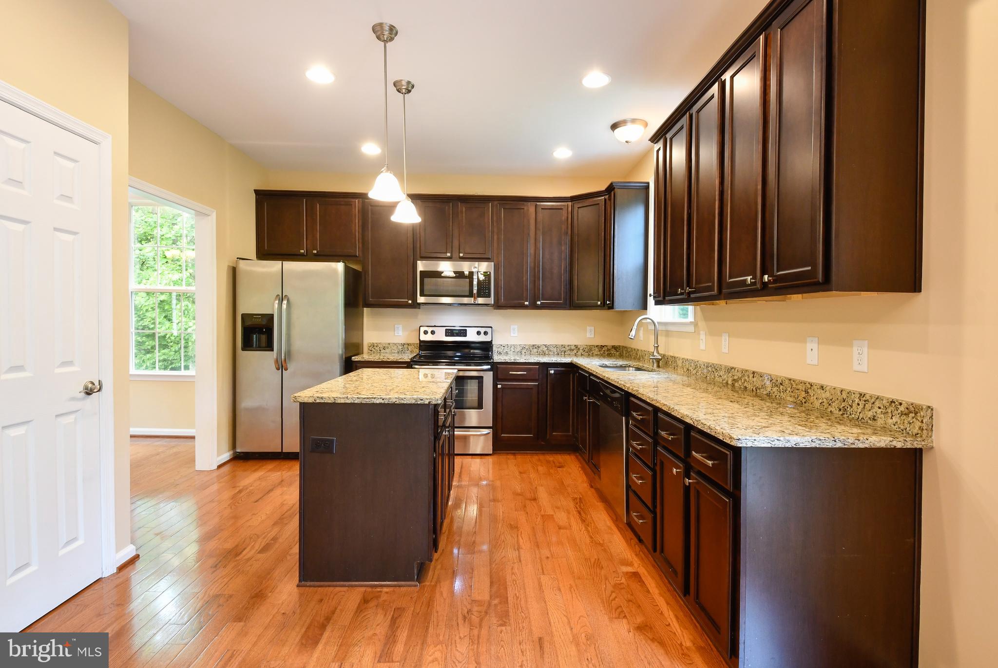 9811 Catharpin Road Spotsylvania, VA 22551 - Photo 8 of 33