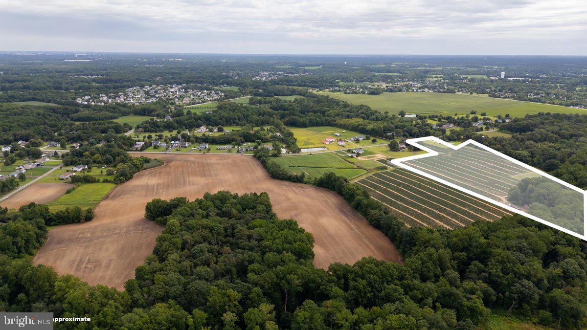 0 Tomlin St Road Mickleton, NJ 08056 - Photo 6 of 10 an aerial view of a city with lots of residential buildings