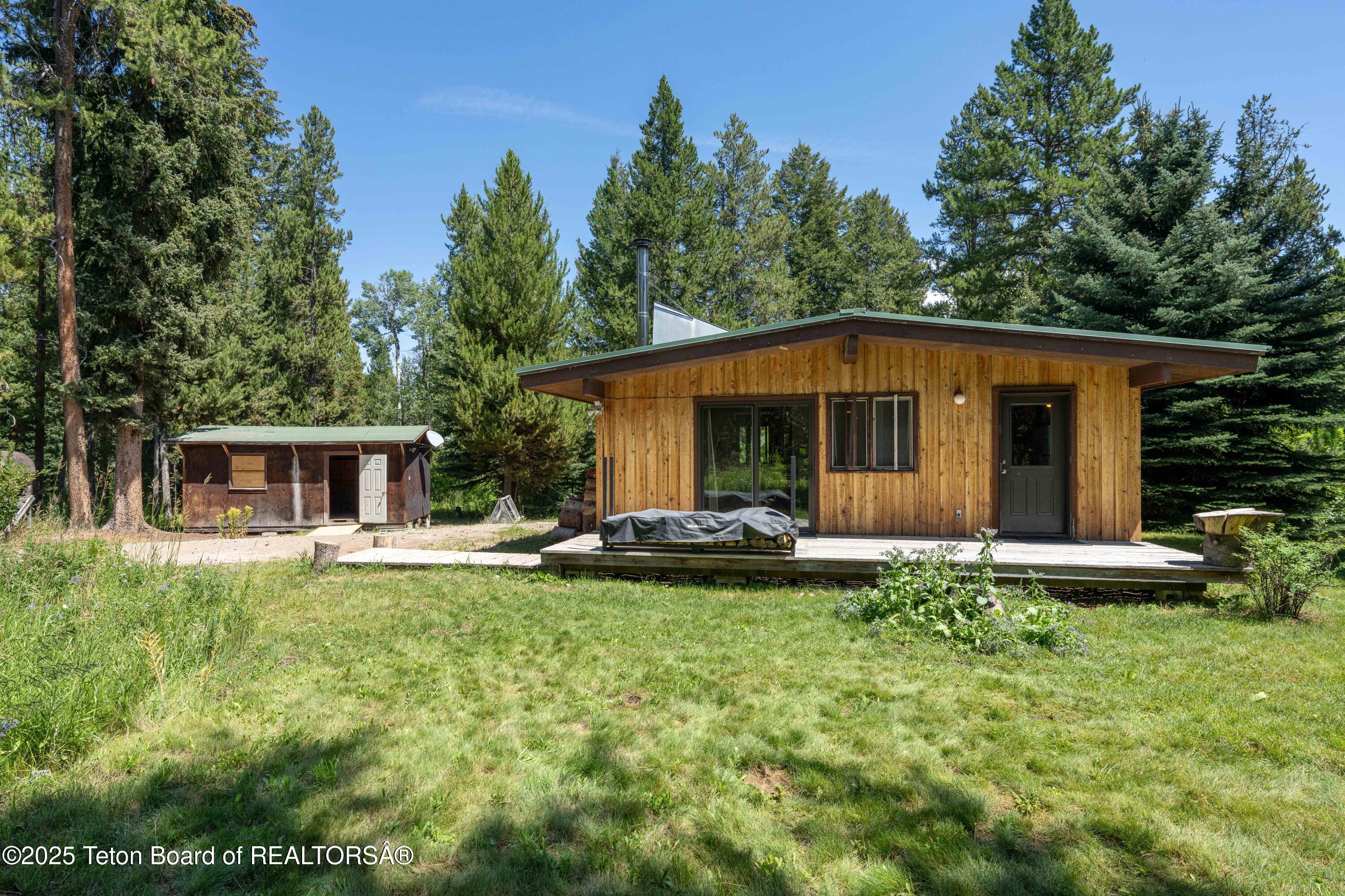 6255 Heck Of A Hill Road Wilson, WY 83014 - Photo 13 of 29 Houes + Shed