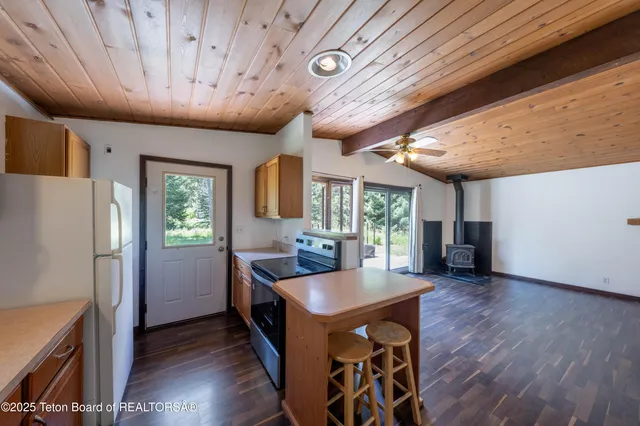 $2,065,000 | 6255 Heck Of A Hill Road, Wilson, WY 83014